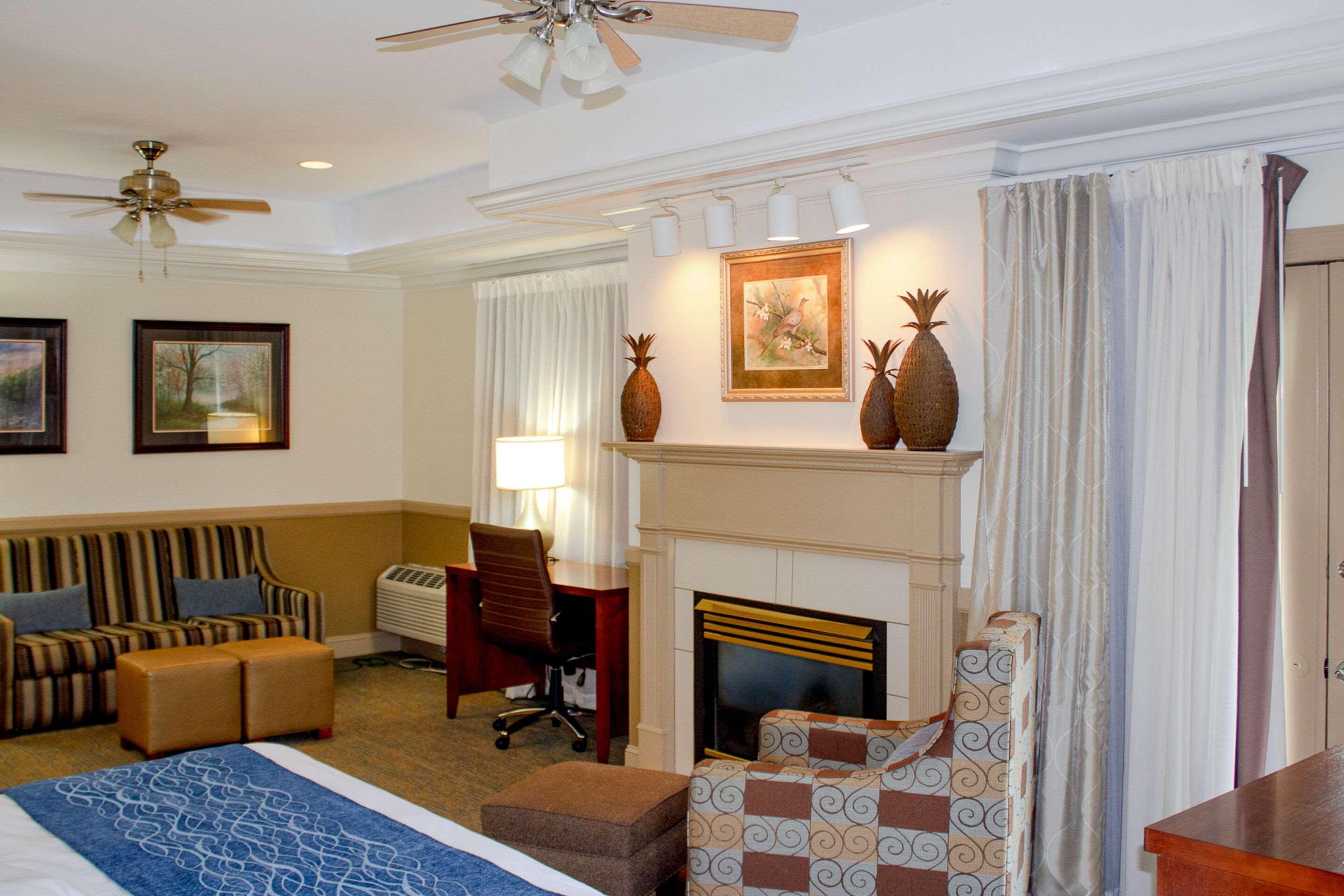 The Inn At Apple Valley, Ascend Hotel Collection Севьервилл Экстерьер фото