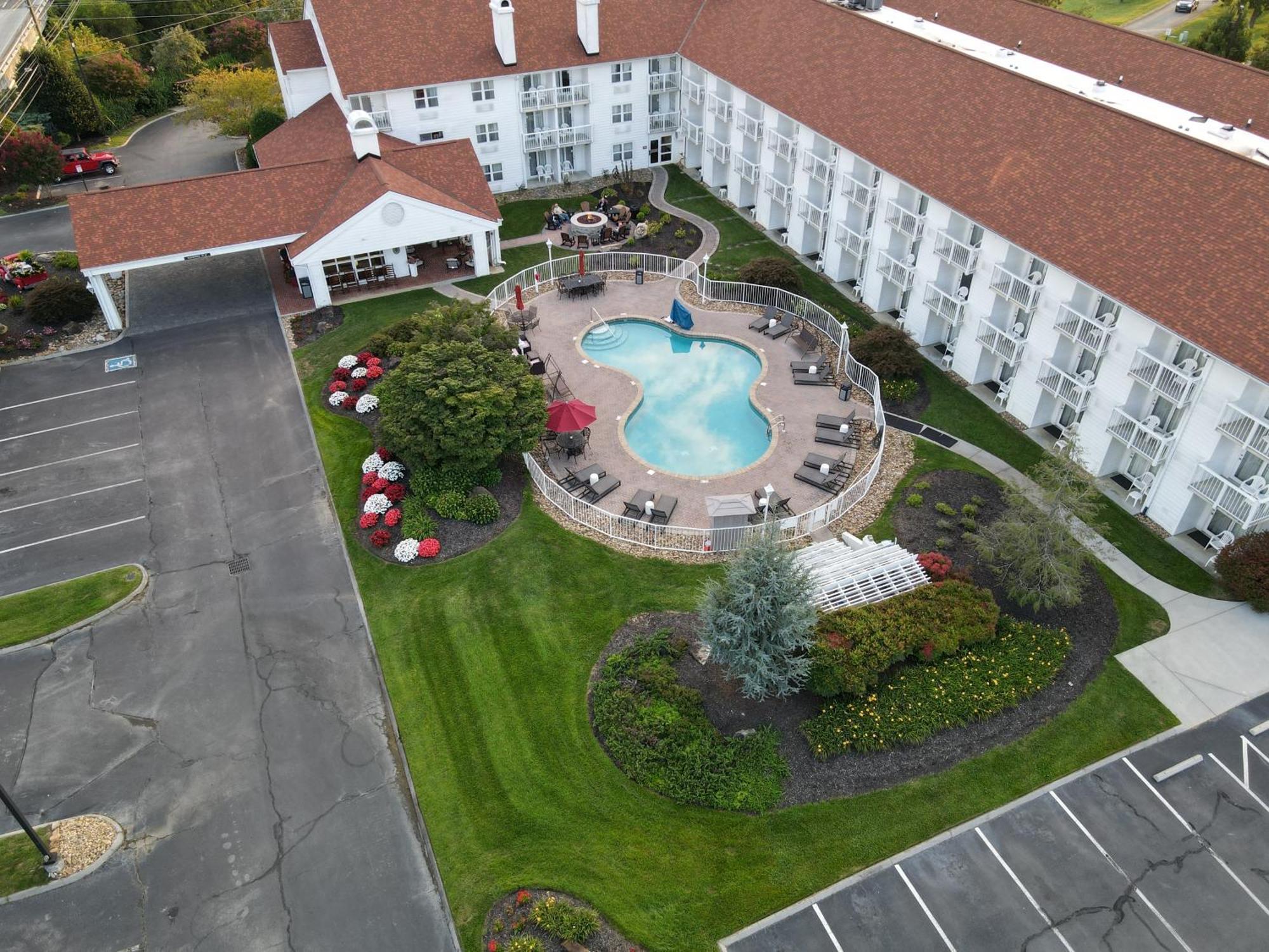 The Inn At Apple Valley, Ascend Hotel Collection Севьервилл Экстерьер фото