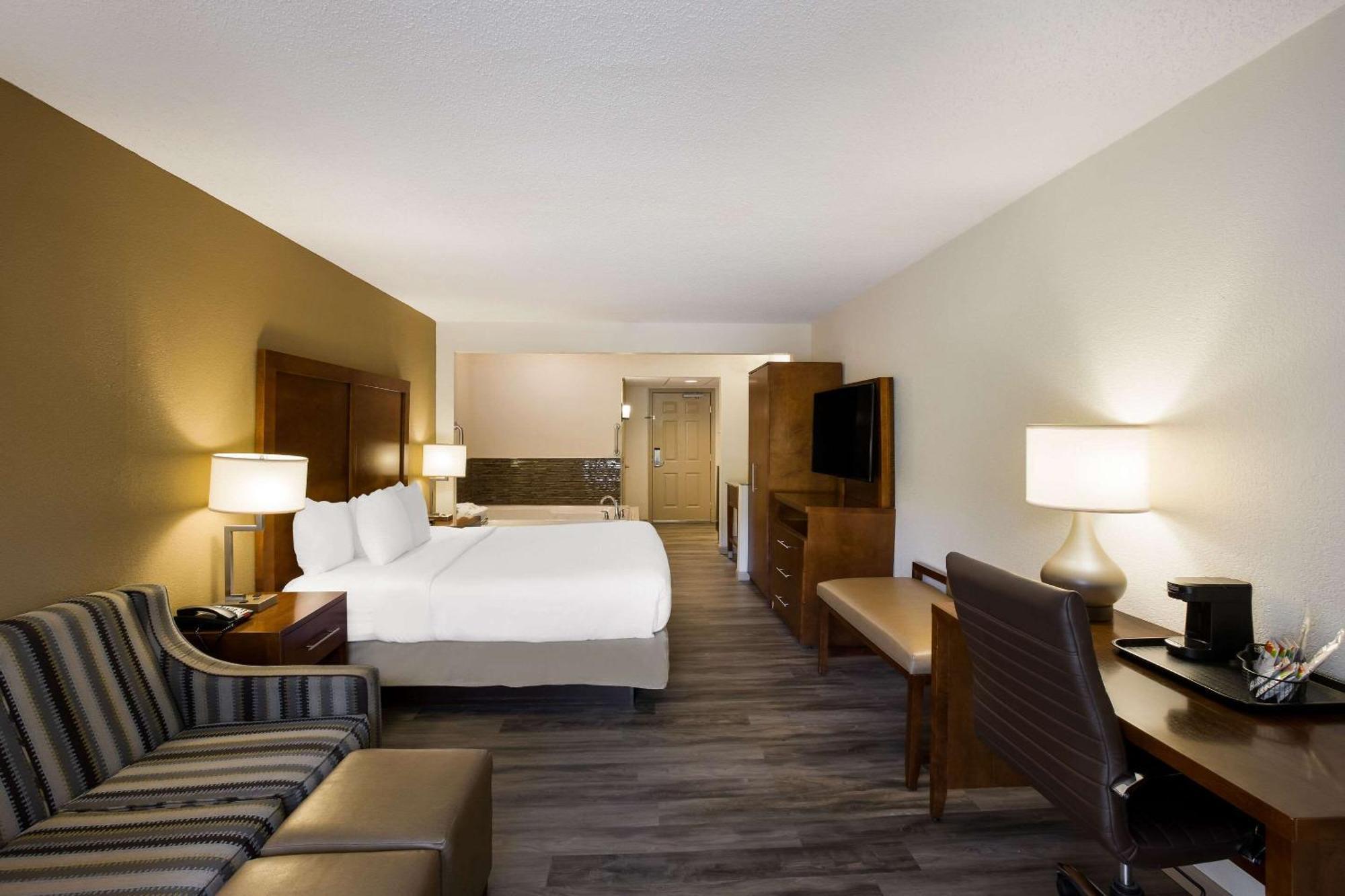The Inn At Apple Valley, Ascend Hotel Collection Севьервилл Экстерьер фото